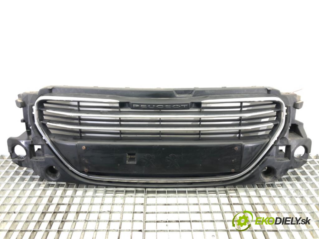PEUGEOT 301 2012 - 2022    1.6 HDI 90 68 kW [92 KM] olej napędowy 2012 - 2022  mřížka maska  (Mřížky (masky) chladičů)