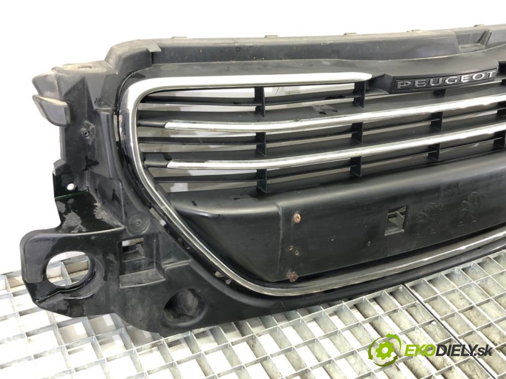 PEUGEOT 301 2012 - 2022    1.6 HDI 90 68 kW [92 KM] olej napędowy 2012 - 2022  mřížka maska  (Mřížky (masky) chladičů)