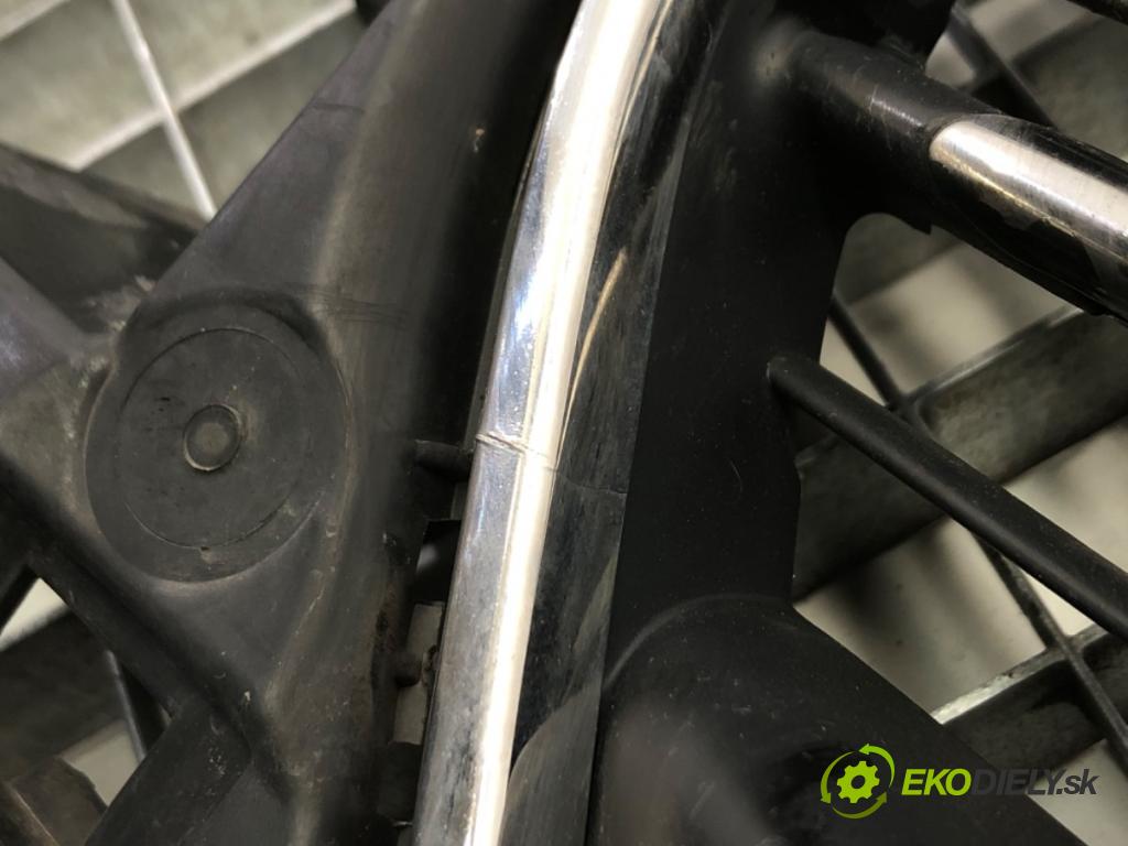 PEUGEOT 301 2012 - 2022    1.6 HDI 90 68 kW [92 KM] olej napędowy 2012 - 2022  mřížka maska  (Mřížky (masky) chladičů)