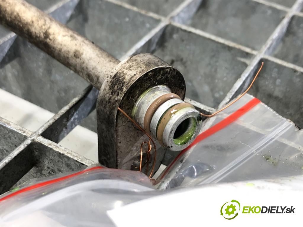 PEUGEOT 301 2012 - 2022    1.6 HDI 90 68 kW [92 KM] olej napędowy 2012 - 2022  rúrka klimatizácie 9674395380 (Rúrky klimatizácie)