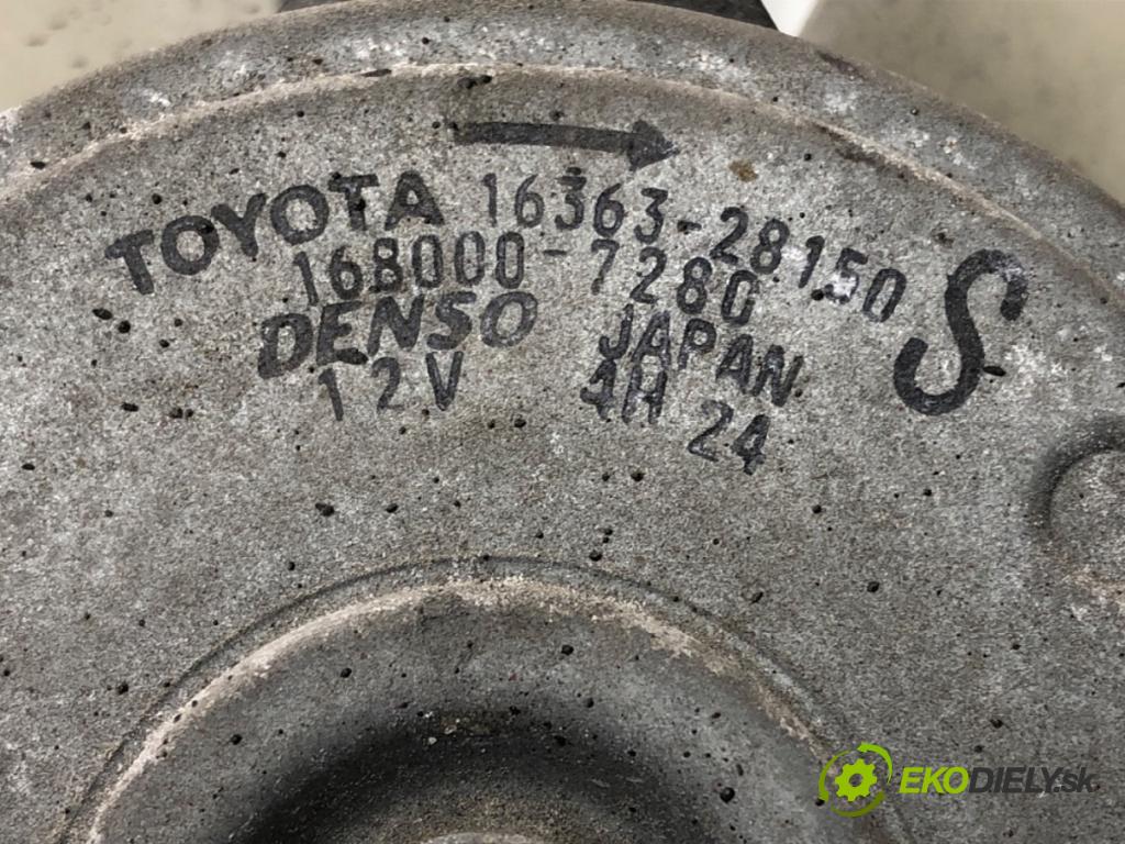 TOYOTA YARIS (_P9_) 2005 - 2014    1.0 VVT-i (KSP90_) 51 kW [69 KM] benzyna 2005 - 20  ventilátor chladiče 16363-28150 (Ventilátory)