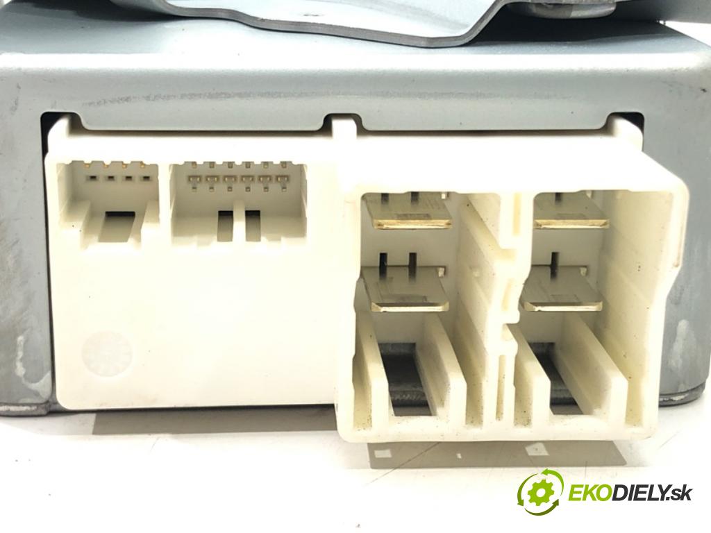 TOYOTA YARIS (_P9_) 2005 - 2014    1.0 VVT-i (KSP90_) 51 kW [69 KM] benzyna 2005 - 20  Modul servočerpadlo 89650-52050 (Ostatné)