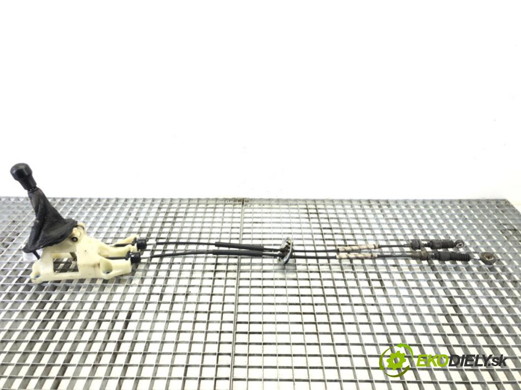 HYUNDAI i20 I (PB, PBT) 2008 - 2022    1.2 57 kW [78 KM] benzyna 2008 - 2012  Kulisa  (Rýchlostné páky / kulisy)