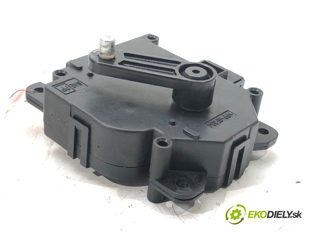 HONDA CR-V III (RE_) 2006 - 2022    2.0 i-VTEC (RE5, RE1) 110 kW [150 KM] benzyna 2007  Motorček kúrenia MF113800-2320 (Motorčeky kúrenia)