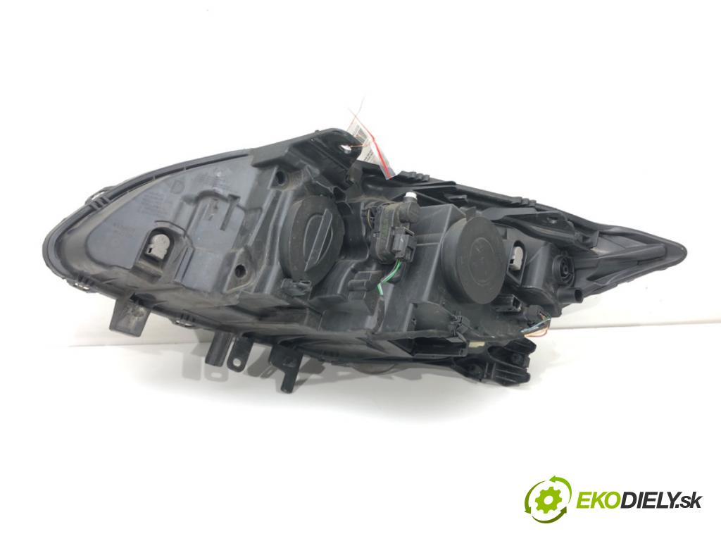 RENAULT LAGUNA III Grandtour (KT0/1) 2007 - 2015    2.0 16V (KT0F, KT0W) 103 kW [140 KM] benzyna 2007   Svetlomet pravy predný 260100041R