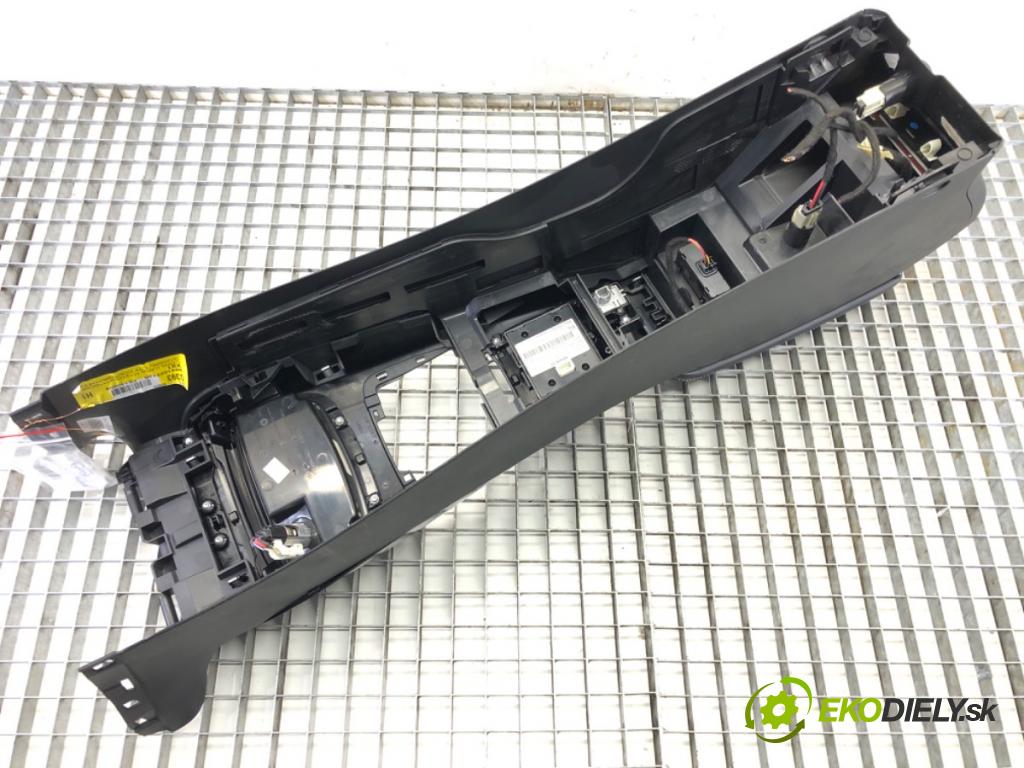 RENAULT LAGUNA III Grandtour (KT0/1) 2007 - 2015    2.0 16V (KT0F, KT0W) 103 kW [140 KM] benzyna 2007   Tunel stredový  (Stredový tunel / panel)