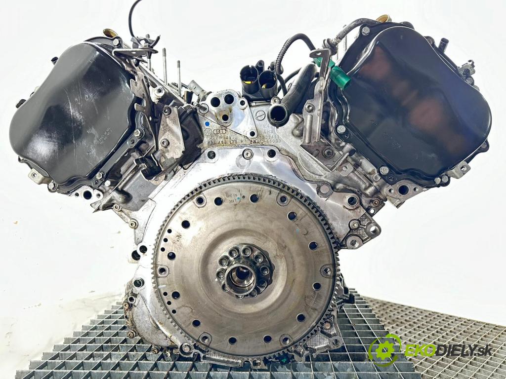 AUDI A4 B8 (8K2) 2007 - 2015    S4 quattro 245 kW [333 KM] benzyna 2008 - 2015  Motor CGX (Motory (kompletné))
