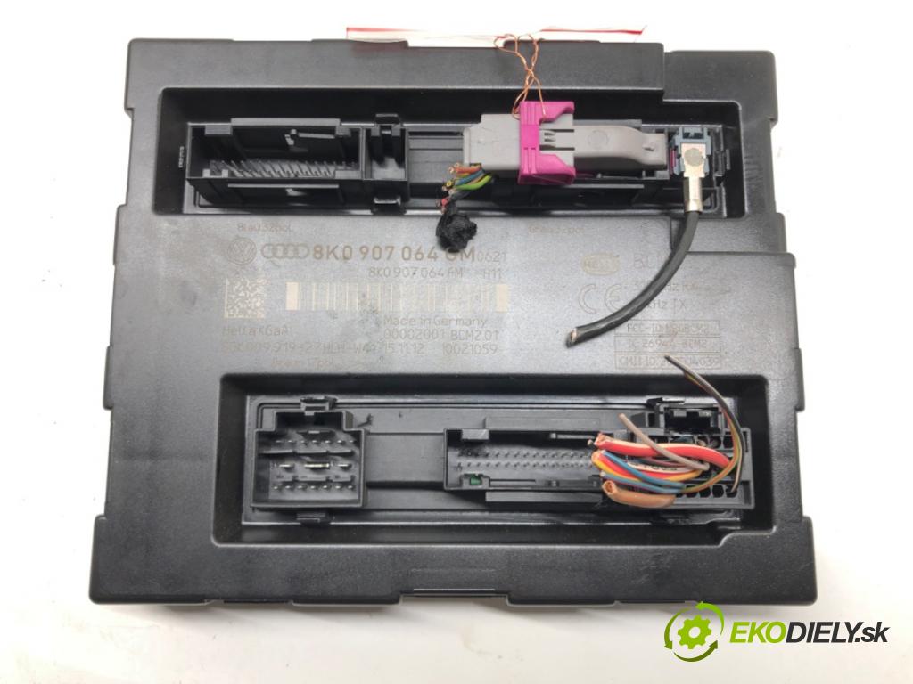 AUDI A4 B8 (8K2) 2007 - 2015    S4 quattro 245 kW [333 KM] benzyna 2008 - 2015  Modul komfortu 8K0907064GM (Moduly komfortu)