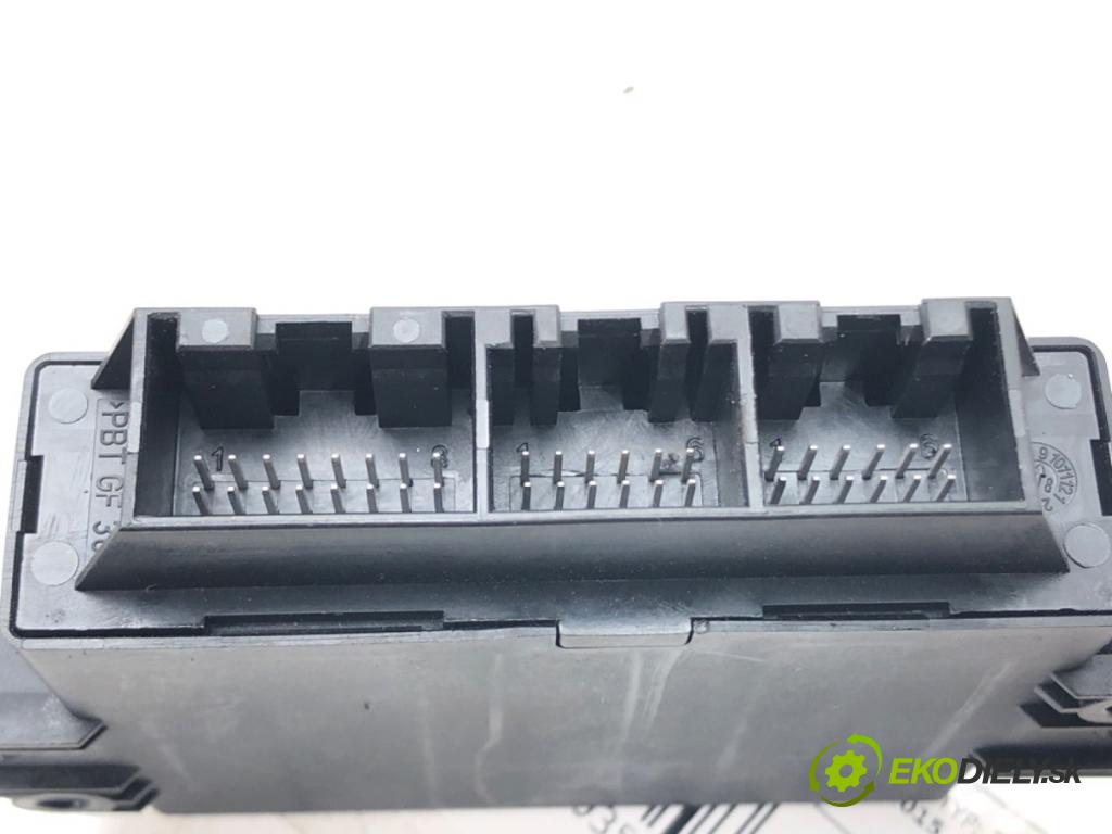 AUDI A4 B8 Avant (8K5) 2007 - 2015    2.0 TDI 105 kW [143 KM] olej napędowy 2008 - 2015  Modul PDC 8K0919475D (Ostatné)