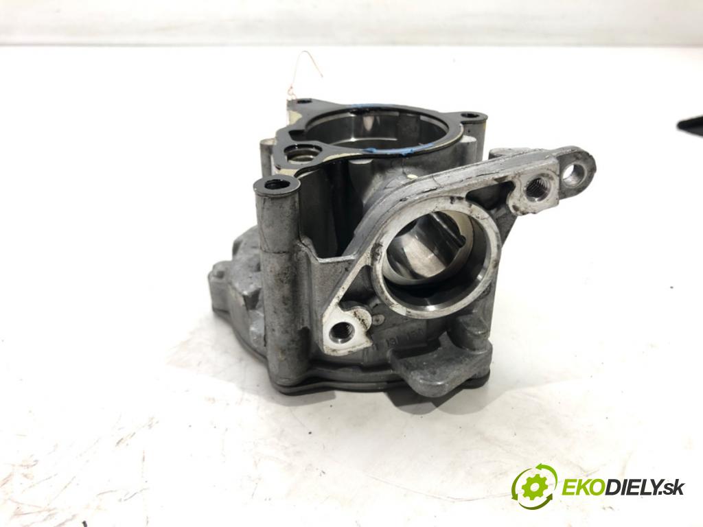 AUDI A4 B8 (8K2) 2007 - 2015    2.0 TFSI quattro 165 kW [224 KM] benzyna 2013 - 20  pumpa vakuová 06J145100G