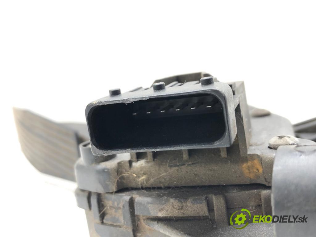 OPEL ASTRA H Kombi (A04) 2004 - 2014    1.7 CDTI (L35) 74 kW [101 KM] olej napędowy 2004 -  Potenciometer plynového pedálu 9157998BK (Pedále)