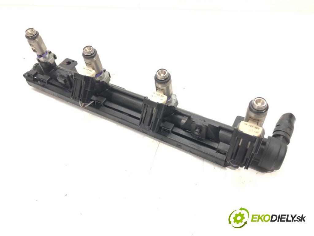 VW POLO V (6R1, 6C1) 2009 - 2022    1.4 (6R1) 63 kW [85 KM] benzyna 2009 - 2014  Lišta vstrekovacia 036031AH (Vstrekovacie lišty)