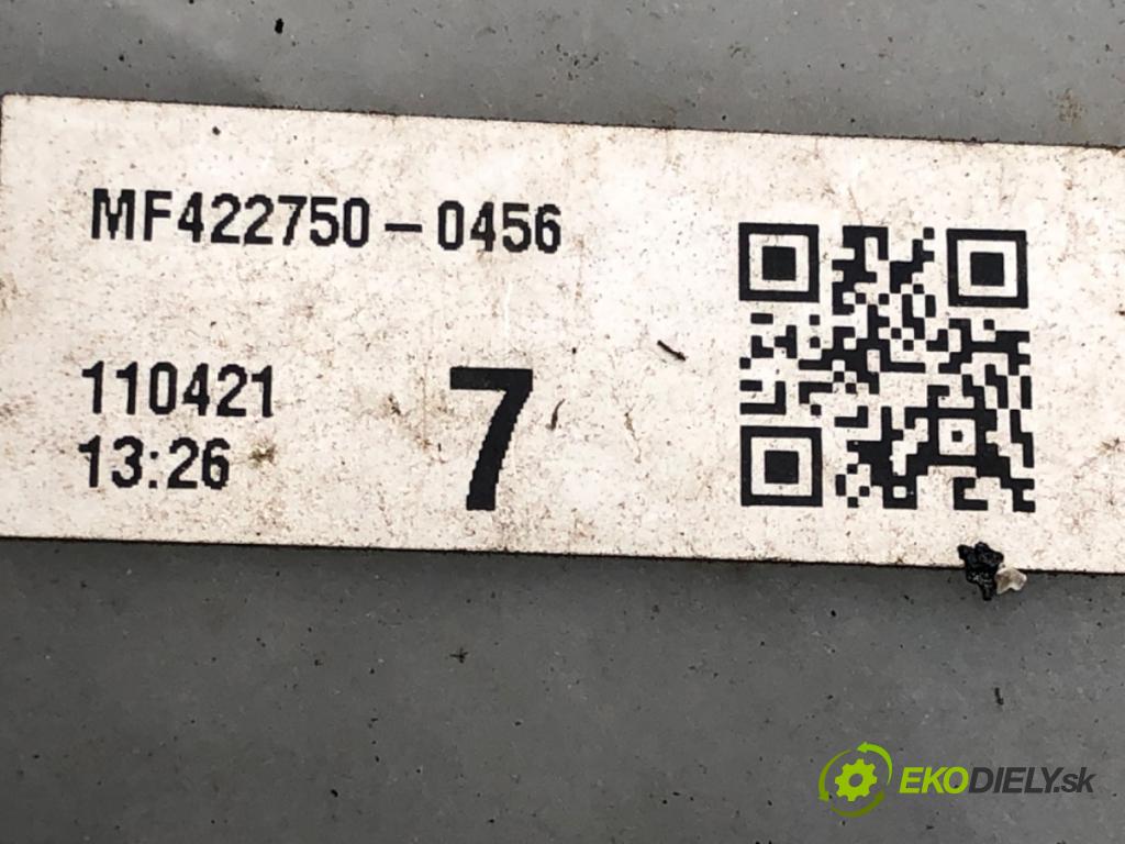 TOYOTA YARIS (_P9_) 2005 - 2014    1.0 VVT-i (KSP90_) 51 kW [69 KM] benzyna 2005 - 20  Ventilátor chladiča MF422750-0456 (Ventilátory)