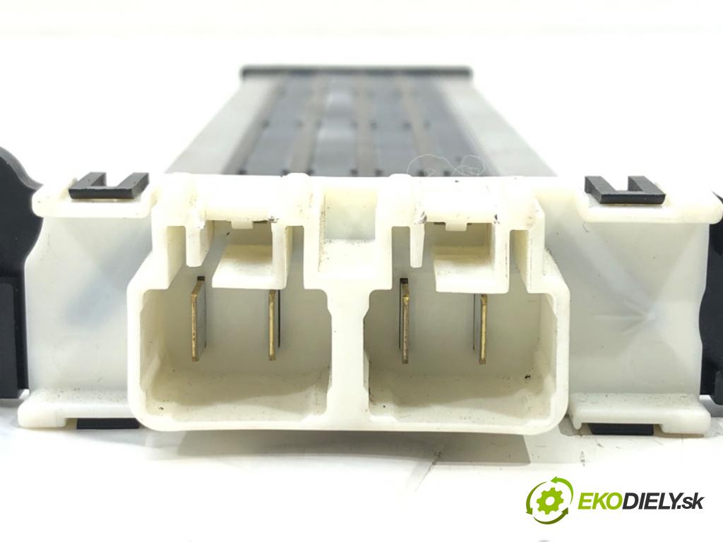 LEXUS GS (_L1_) 2011 - 2022    300h (AWL10_) 133 kW [181 KM] Hybryda silnik benzy  Výhrevné teleso, radiátor kúrenia elektrická 87710-30050 (Radiátory kúrenia)