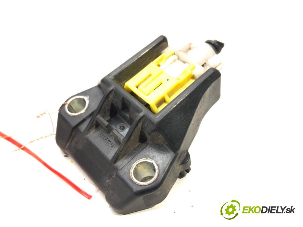 LEXUS GS (_L1_) 2011 - 2022    300h (AWL10_) 133 kW [181 KM] Hybryda silnik benzy  Snímač nárazu 89173-52110 (Snímače nárazu)