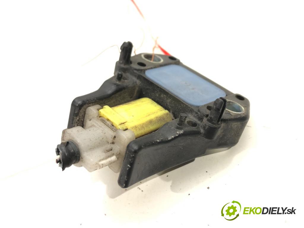 LEXUS GS (_L1_) 2011 - 2022    300h (AWL10_) 133 kW [181 KM] Hybryda silnik benzy  Snímač nárazu 89173-52110 (Snímače nárazu)