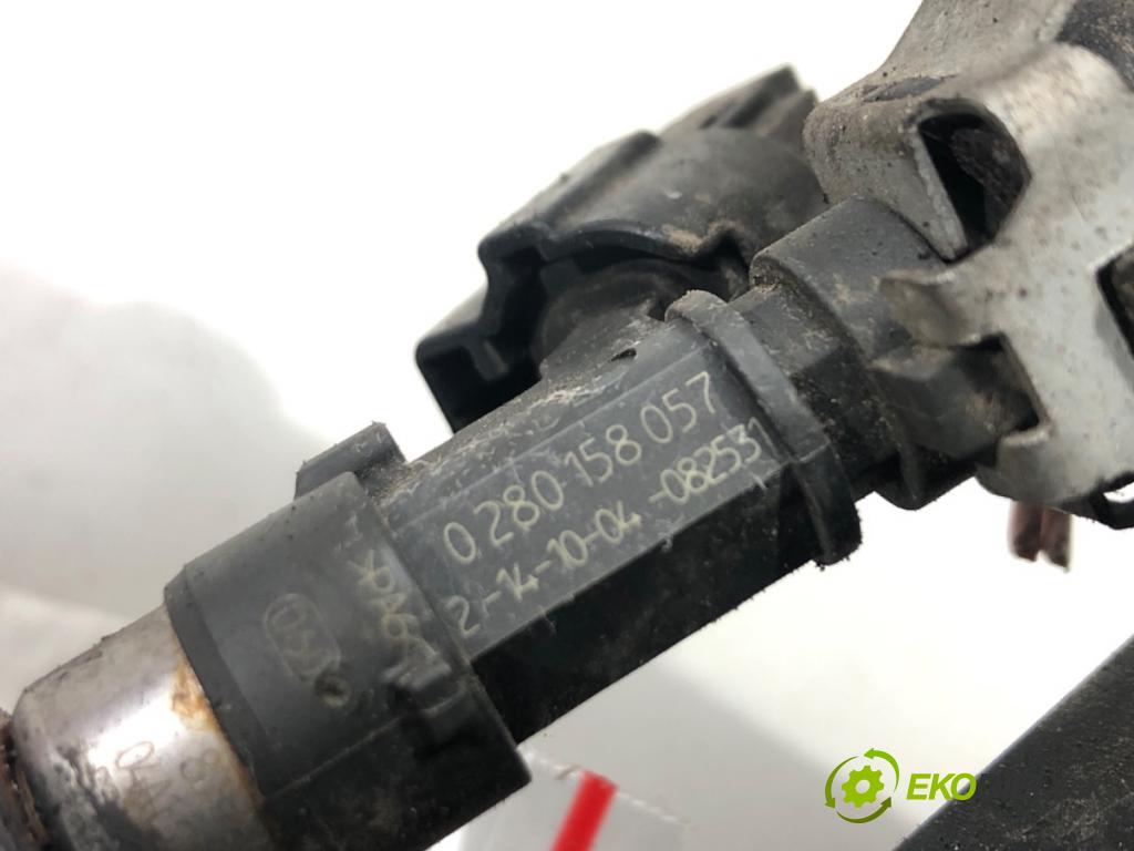 CITROEN C4 I (LC_) 2004 - 2014    1.6 16V 80 kW [109 KM] benzyna 2004 - 2011  Lišta vstrekovacia 0280158057 (Vstrekovacie lišty)