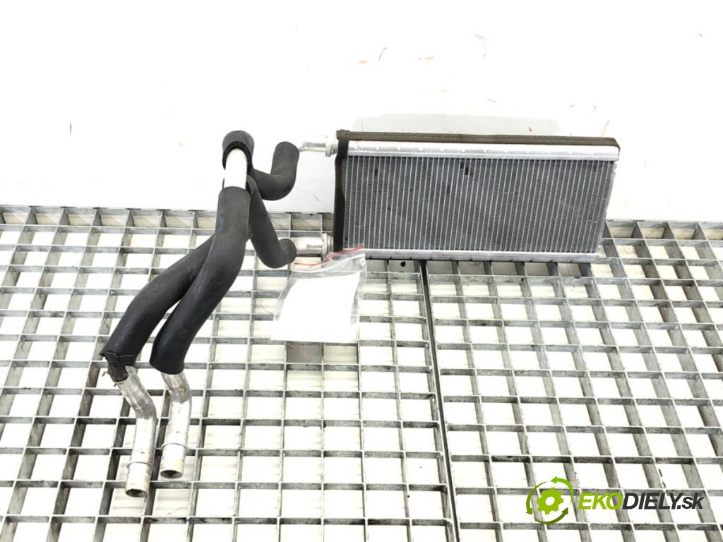 JAGUAR XJ (X351) 2009 - 2022    3.0 SDV6 202 kW [275 KM] olej napędowy 2009 - 2016  Výhrevné teleso, radiátor kúrenia  (Radiátory kúrenia)