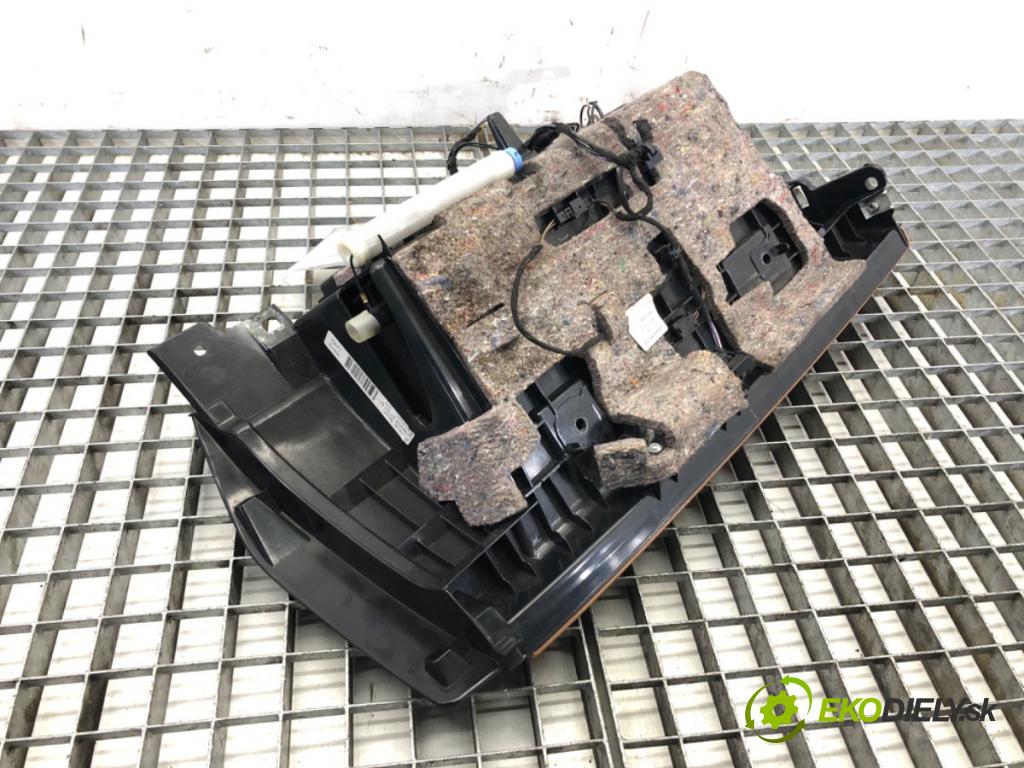 JAGUAR XJ (X351) 2009 - 2022    3.0 SDV6 202 kW [275 KM] olej napędowy 2009 - 2016  Priehradka, kastlík spolujazdca  (Priehradky, kastlíky)