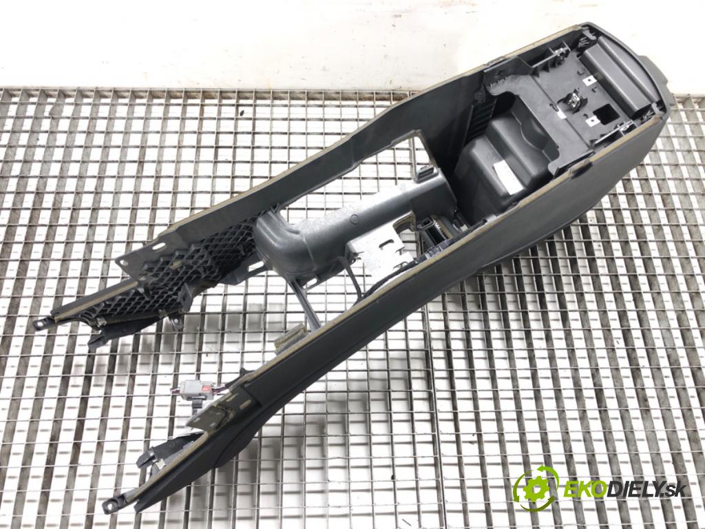 FORD MONDEO IV Turnier (BA7) 2007 - 2015    2.0 TDCi 103 kW [140 KM] olej napędowy 2007 - 2015  Lakťová opierka  (Lakťové opierky)