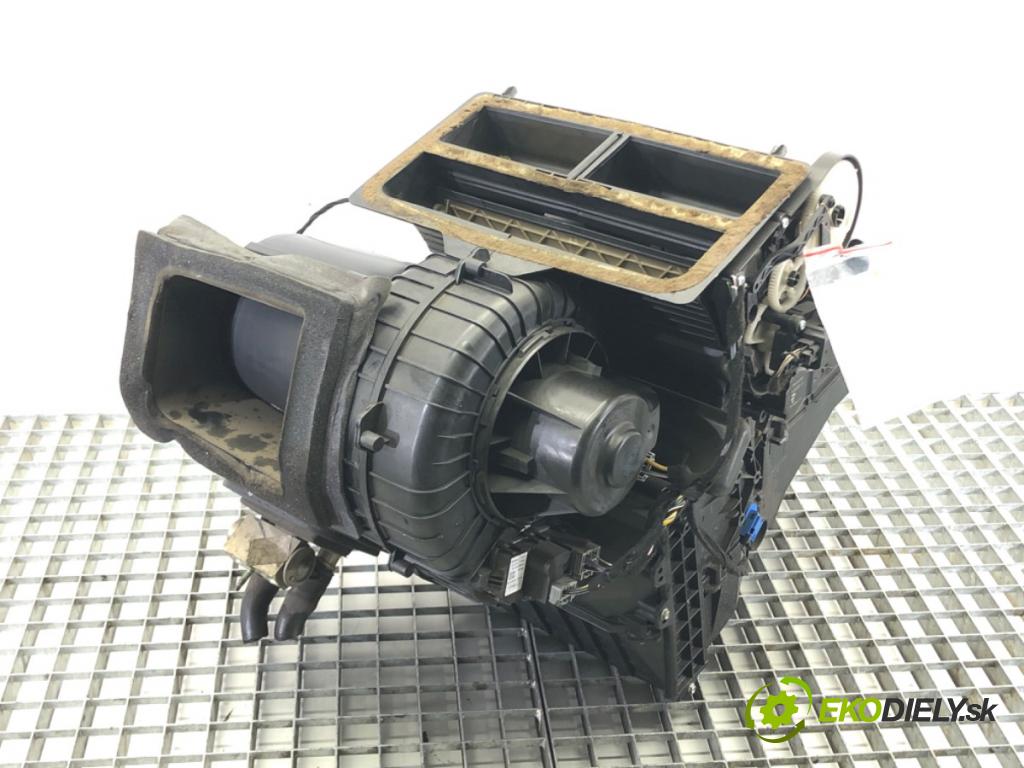 FORD MONDEO IV Turnier (BA7) 2007 - 2015    2.0 TDCi 103 kW [140 KM] olej napędowy 2007 - 2015  Výhrevné teleso, radiátor kúrenia komplet KOMBAJN 7G91-19B555-EK (Radiátory kúrenia)