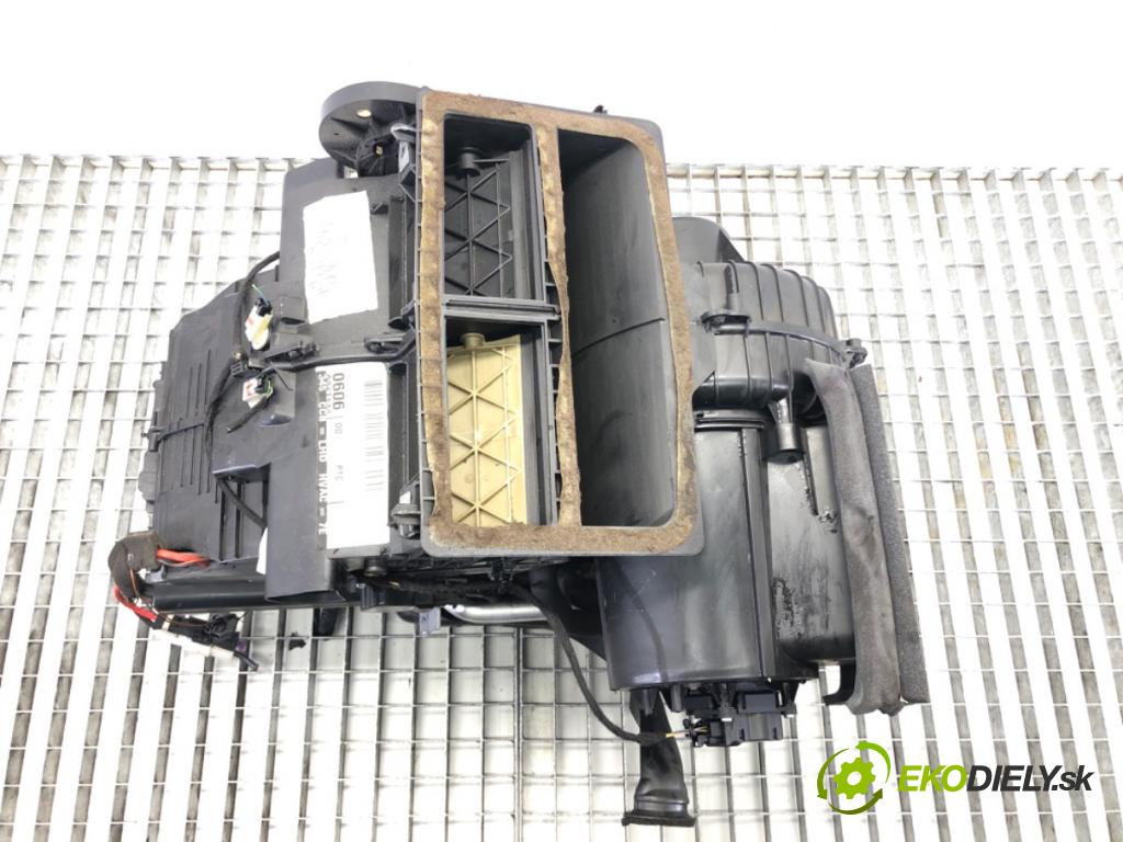 FORD MONDEO IV Turnier (BA7) 2007 - 2015    2.0 TDCi 103 kW [140 KM] olej napędowy 2007 - 2015  Výhrevné teleso, radiátor kúrenia komplet KOMBAJN 7G91-19B555-EK (Radiátory kúrenia)