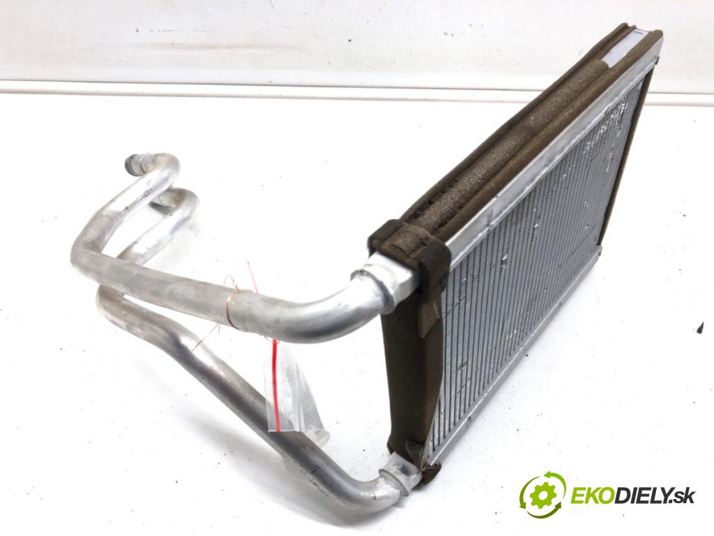 HYUNDAI TUCSON (JM) 2004 - 2022    2.0 104 kW [141 KM] benzyna 2004 - 2022  Výhrevné teleso, radiátor kúrenia  (Radiátory kúrenia)