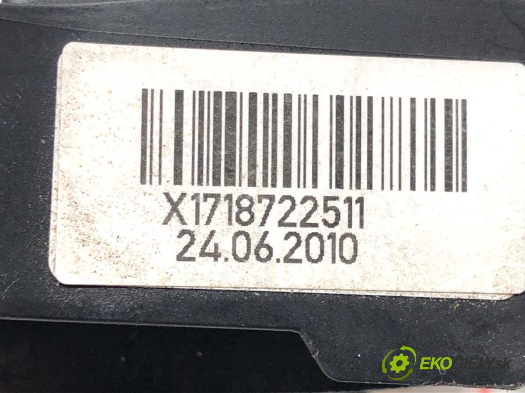 BMW 7 (F01, F02, F03, F04) 2008 - 2015    750 i, Li xDrive 300 kW [408 KM] benzyna 2009 - 20  Kľučka vonkajšia ľavy predný