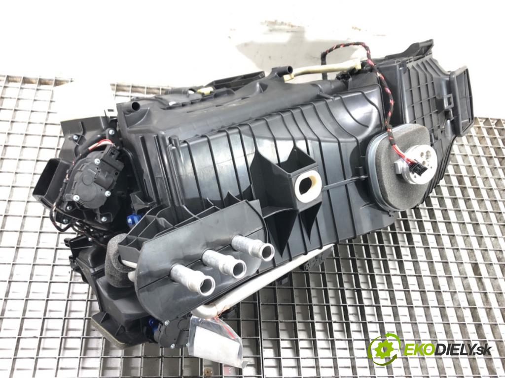 BMW 7 (F01, F02, F03, F04) 2008 - 2015    750 i, Li xDrive 300 kW [408 KM] benzyna 2009 - 20  Výhrevné teleso, radiátor kúrenia 9197019 (Radiátory kúrenia)