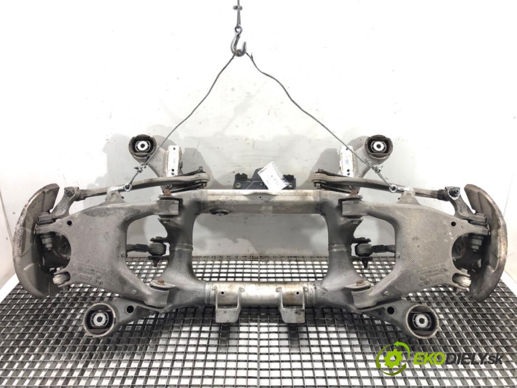 BMW 7 (F01, F02, F03, F04) 2008 - 2015    750 i, Li xDrive 300 kW [408 KM] benzyna 2009 - 20  výztuha zadní část 6794666