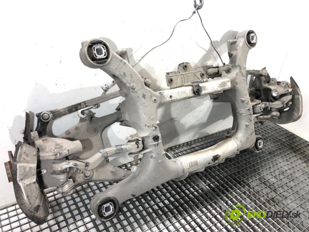 BMW 7 (F01, F02, F03, F04) 2008 - 2015    750 i, Li xDrive 300 kW [408 KM] benzyna 2009 - 20  výztuha zadní část 6794666
