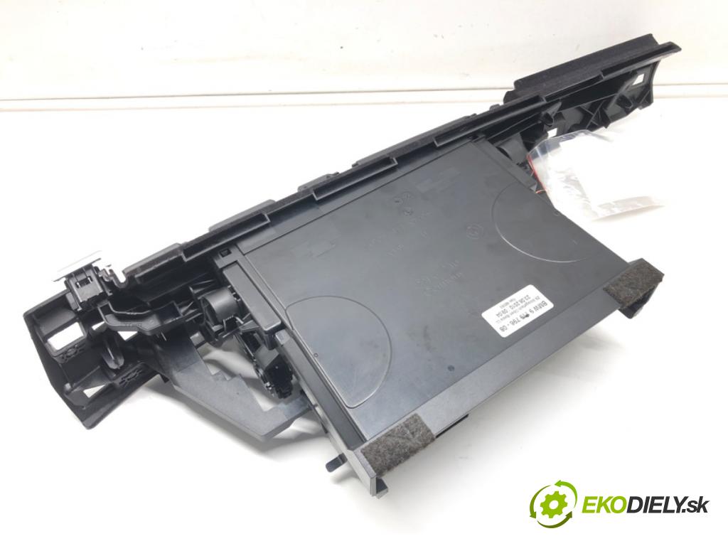 BMW 7 (F01, F02, F03, F04) 2008 - 2015    750 i, Li xDrive 300 kW [408 KM] benzyna 2009 - 20  Priehradka, kastlík prístrojovky 9119796