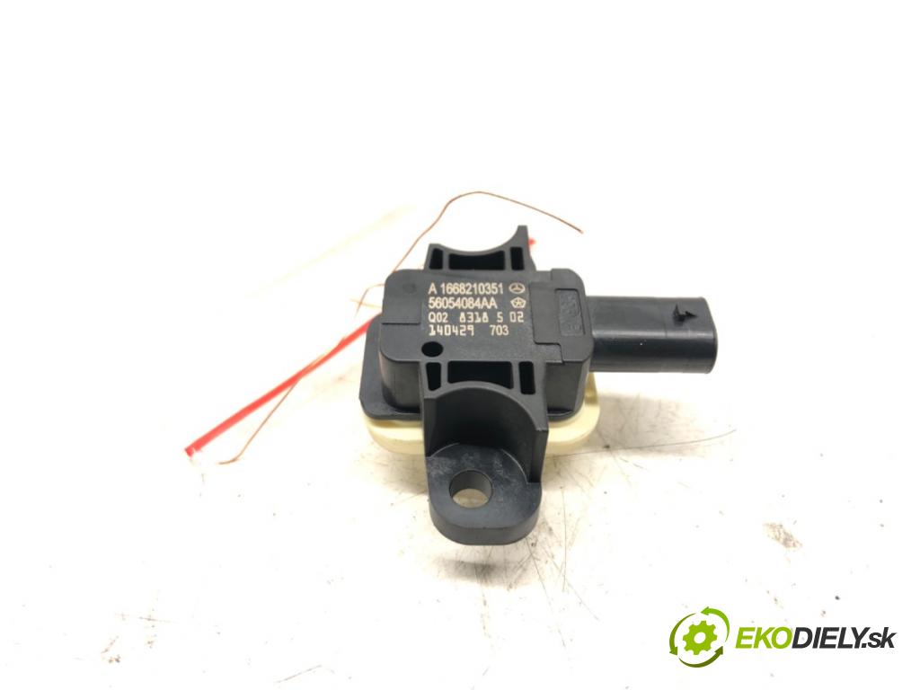 MERCEDES-BENZ CLA coupe (C117) 2013 - 2019    CLA 250 4-matic (117.346) 155 kW [211 KM] benzyna   Snímač nárazu A1668210351 (Snímače nárazu)