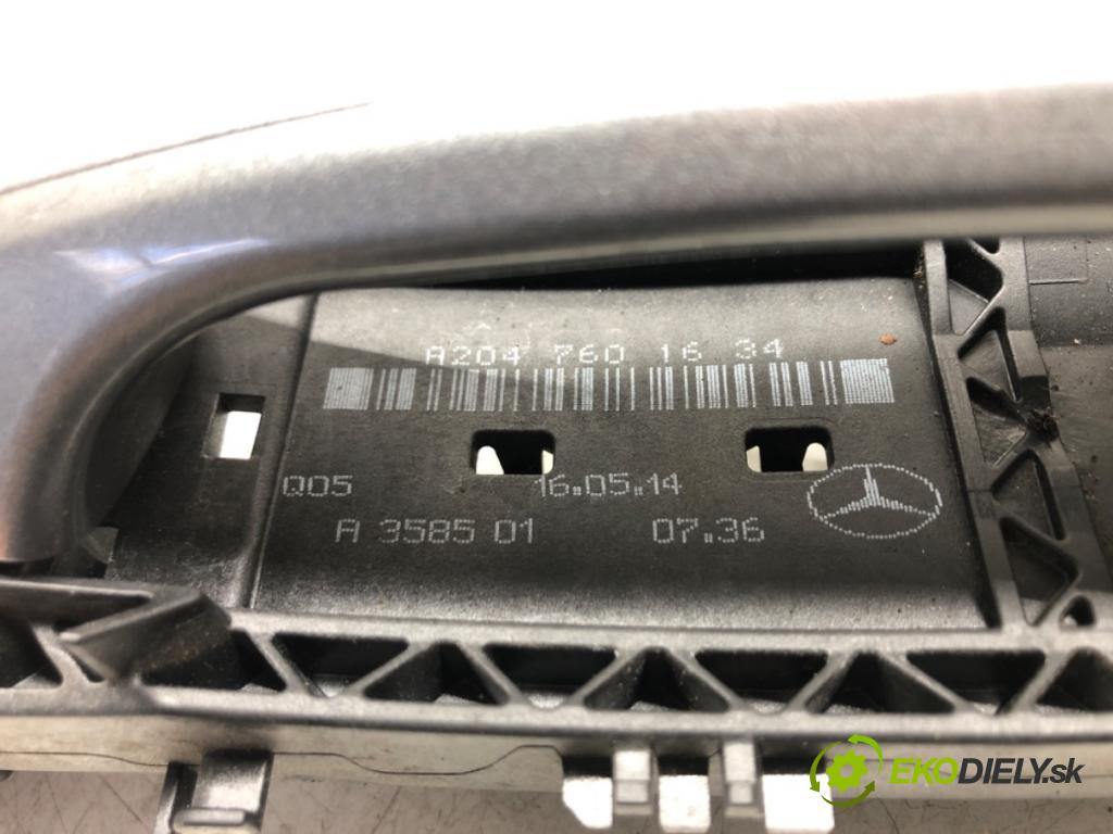 MERCEDES-BENZ CLA coupe (C117) 2013 - 2019    CLA 250 4-matic (117.346) 155 kW [211 KM] benzyna   Kľučka vonkajšia pravy zad A2047601634