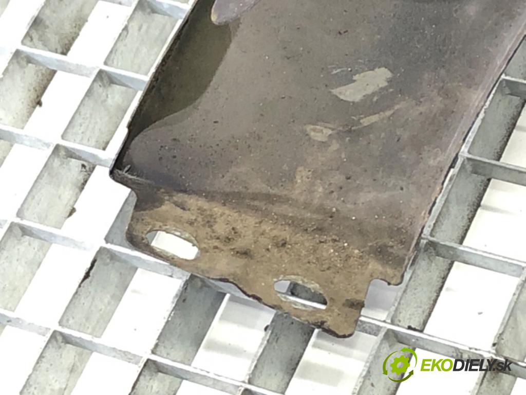 OPEL INSIGNIA A liftback 2012 96 kW 2.0 CDTI (68) 1956 Blatník ľavy predný