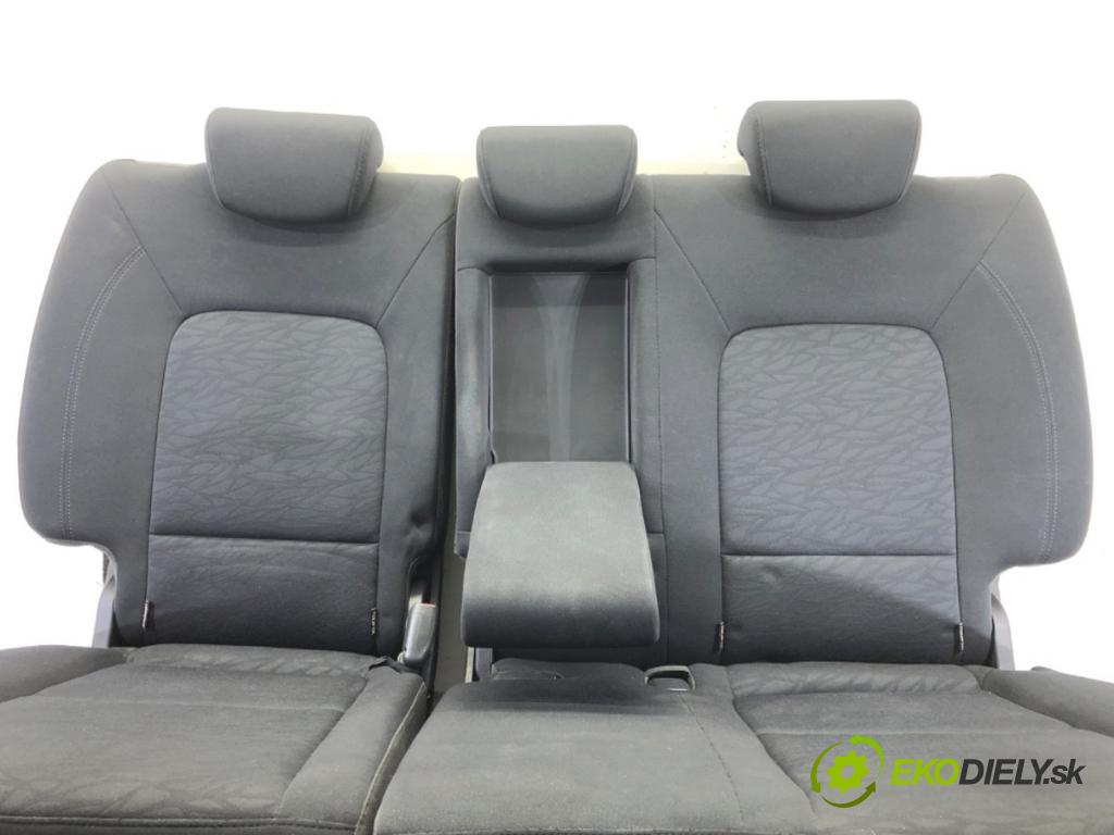 HYUNDAI ix20 (JC) 2010 - 2022    1.4 CRDi 66 kW [90 KM] olej napędowy 2010 - 2022  Sedadlo druhý RIADOK: