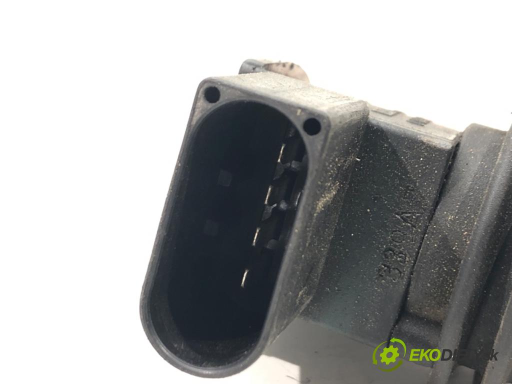 PORSCHE CAYENNE (9PA) 2002 - 2010    S 4.5 250 kW [340 KM] benzyna 2002 - 2007  Cievka zapaľovacia 0040102002 (Zapaľovacie cievky, moduly)