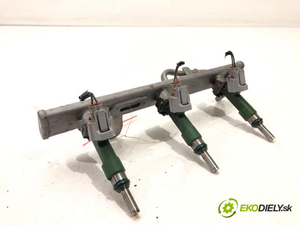 RENAULT CLIO V (B7_) 2019 - 2022    TCe 90 (B7MT) 67 kW [91 KM] benzyna 2020 - 2022  Lišta vstrekovacia 175204021R (Vstrekovacie lišty)