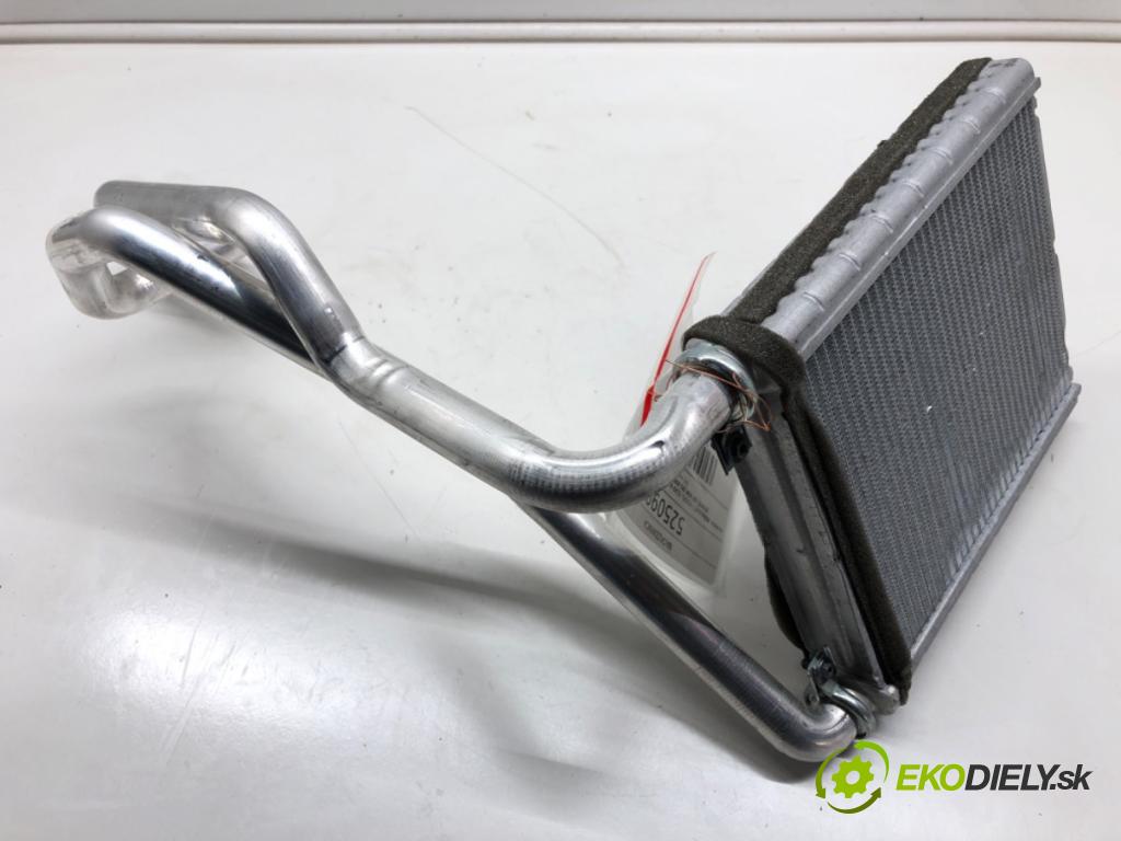 RENAULT CLIO V (B7_) 2019 - 2022    TCe 90 (B7MT) 67 kW [91 KM] benzyna 2020 - 2022  Výhrevné teleso, radiátor kúrenia  (Radiátory kúrenia)