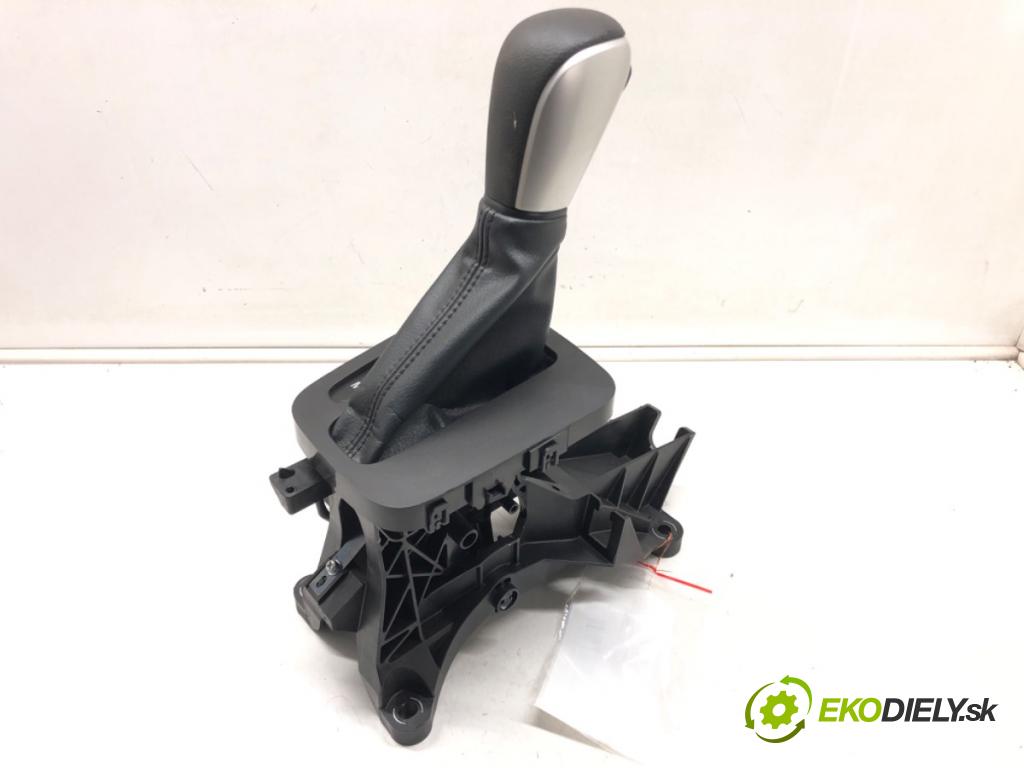 SUZUKI SX4 S-CROSS (JY) 2013 - 2022    1.4 Hybrid (Mild Hybrid) (AKK 414) 95 kW [129 KM]   Kulisa 75G413 (Rýchlostné páky / kulisy)