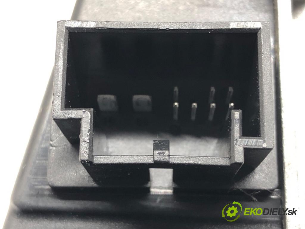 VW CC B7 (358) 2011 - 2016    2.0 TFSI 147 kW [200 KM] benzyna 2011 - 2016  blokáda volantu 3C0905861J (Ostatné)