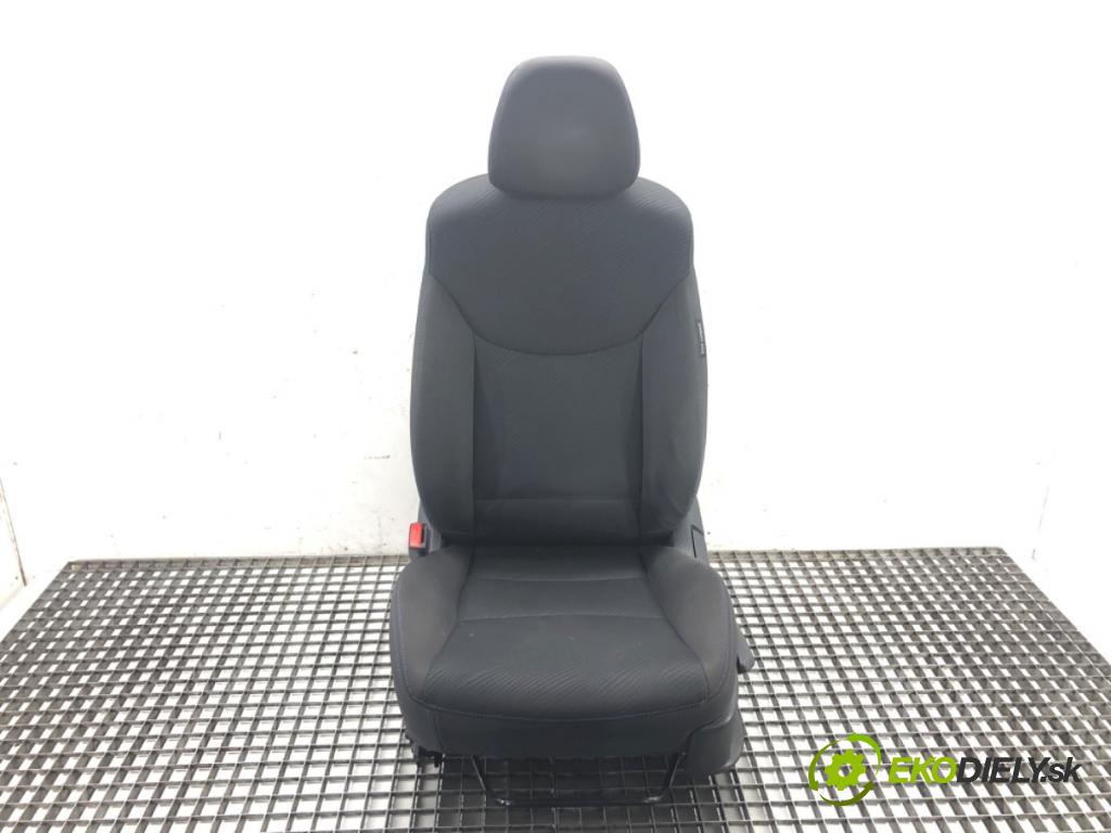 HYUNDAI ELANTRA V sedan (MD, UD) 2010 - 2022    1.6 97 kW [132 KM] benzyna 2011 - 2015  Sedadlo ľavy predný 