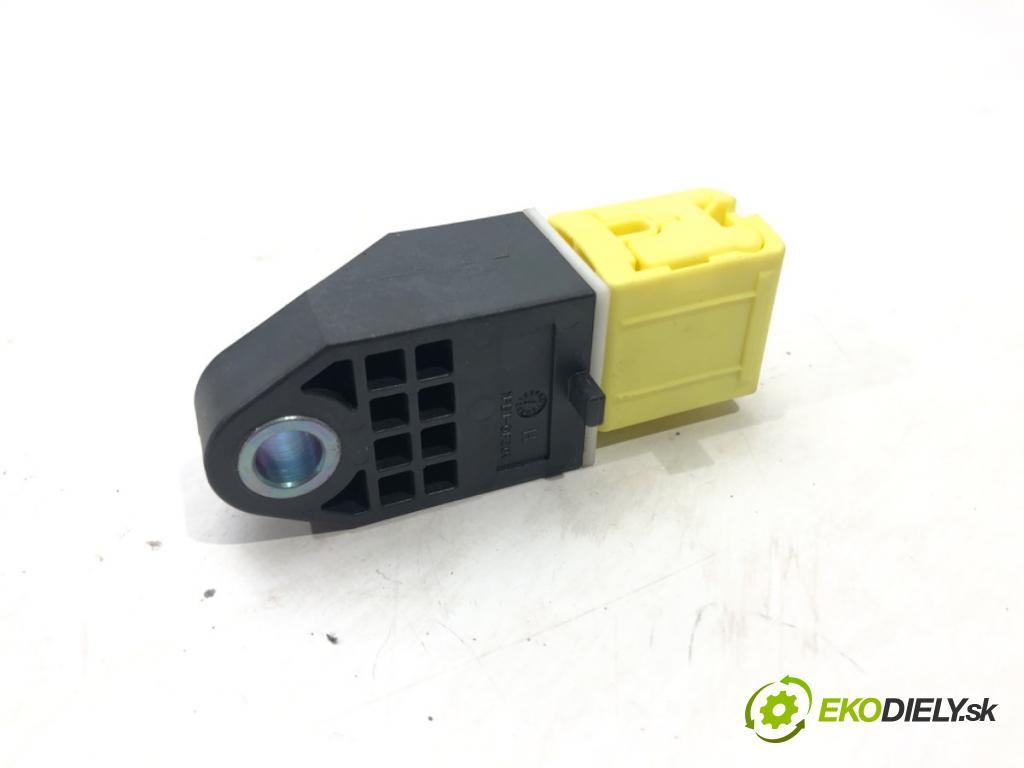 HYUNDAI ELANTRA V sedan (MD, UD) 2010 - 2022    1.6 97 kW [132 KM] benzyna 2011 - 2015  Snímač nárazu 95920-0U000 (Snímače nárazu)