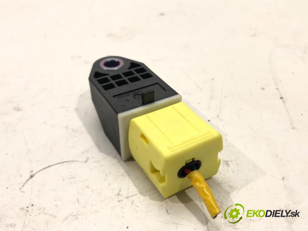 HYUNDAI ELANTRA V sedan (MD, UD) 2010 - 2022    1.6 97 kW [132 KM] benzyna 2011 - 2015  Snímač nárazu 95920-0U000 (Snímače nárazu)