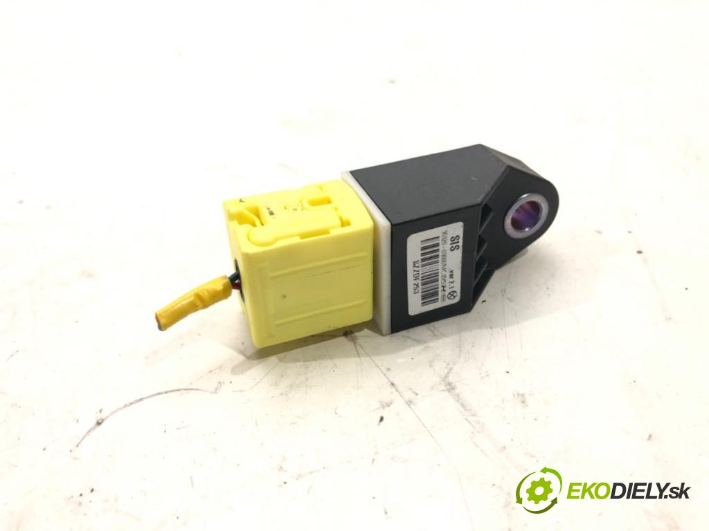 HYUNDAI ELANTRA V sedan (MD, UD) 2010 - 2022    1.6 97 kW [132 KM] benzyna 2011 - 2015  Snímač nárazu 95920-0U000 (Snímače nárazu)