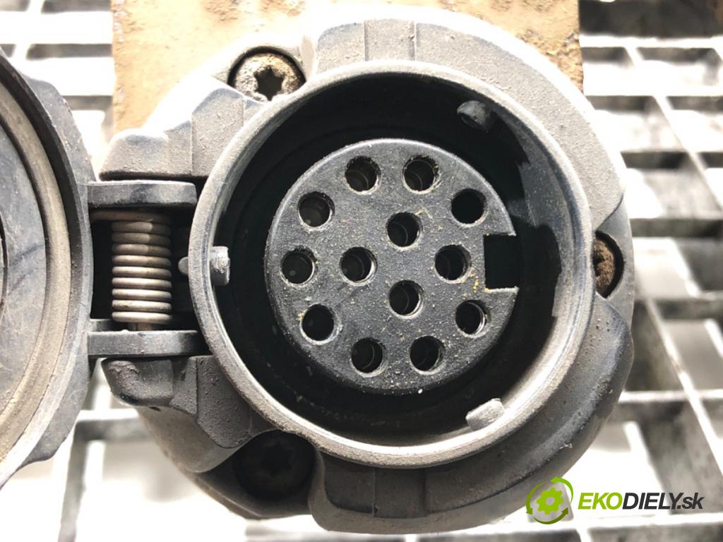 MERCEDES-BENZ KLASA M (W164) 2005 - 2012    ML 420 CDI 4-matic (164.128) 225 kW [306 KM] olej   Hák tažné zařízení A1643100937