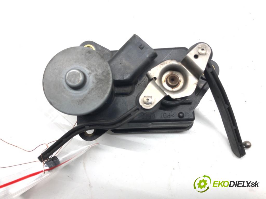 MERCEDES-BENZ KLASA M (W164) 2005 - 2012    ML 420 CDI 4-matic (164.128) 225 kW [306 KM] olej   nastavovač svod, potrubí A6291500294 (Ostatní)