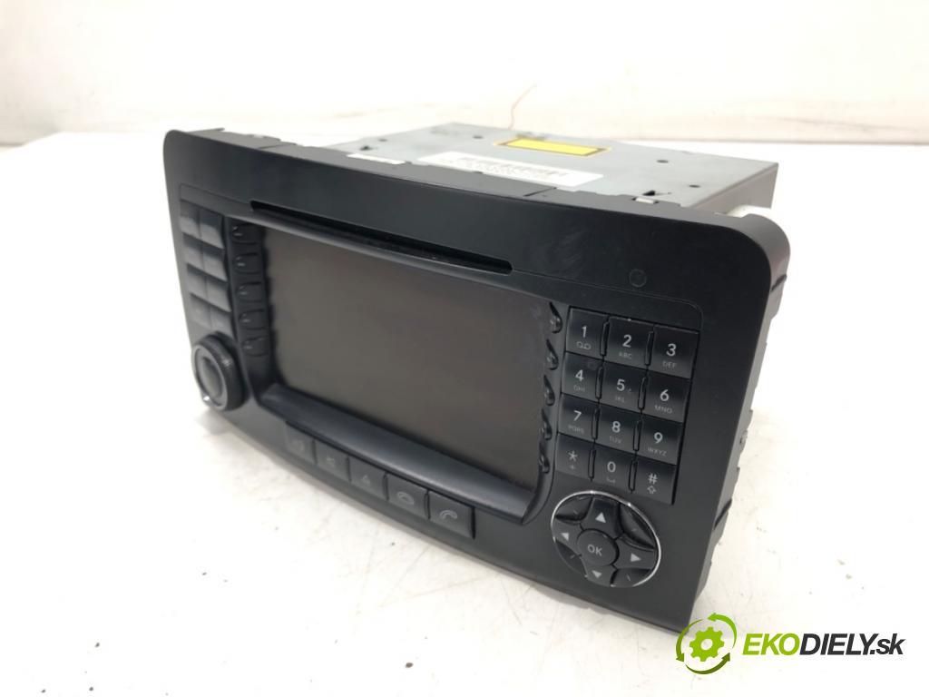 MERCEDES-BENZ KLASA M (W164) 2005 - 2012    ML 420 CDI 4-matic (164.128) 225 kW [306 KM] olej   RADIO A1648705589 (Audio zariadenia)