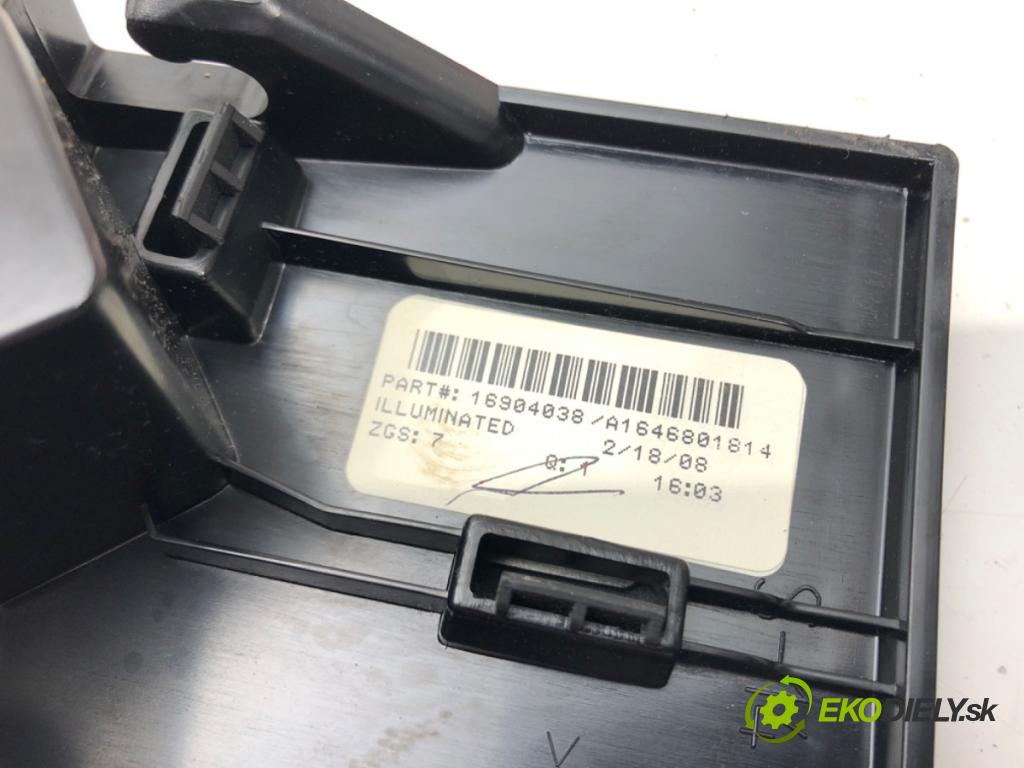 MERCEDES-BENZ KLASA M (W164) 2005 - 2012    ML 420 CDI 4-matic (164.128) 225 kW [306 KM] olej   Držiak na nápoje  (Úchyty, držiaky na nápoje)