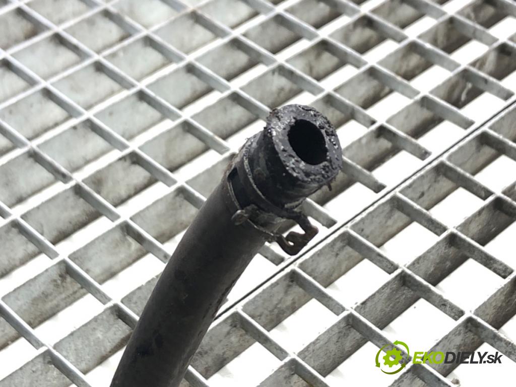 FORD FOCUS C-MAX (DM2) 2003 - 2007    1.8 92 kW [125 KM] benzyna 2004 - 2007  hadica servočerpadlo  (Rúrky, hadice servočerpadla)